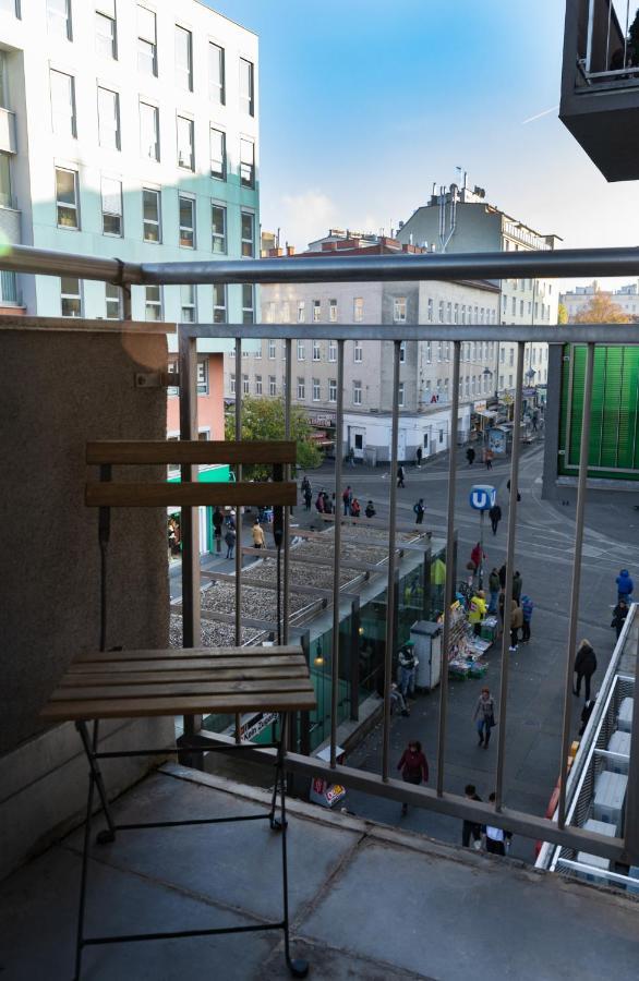 Pal's Favoriten Hostel *