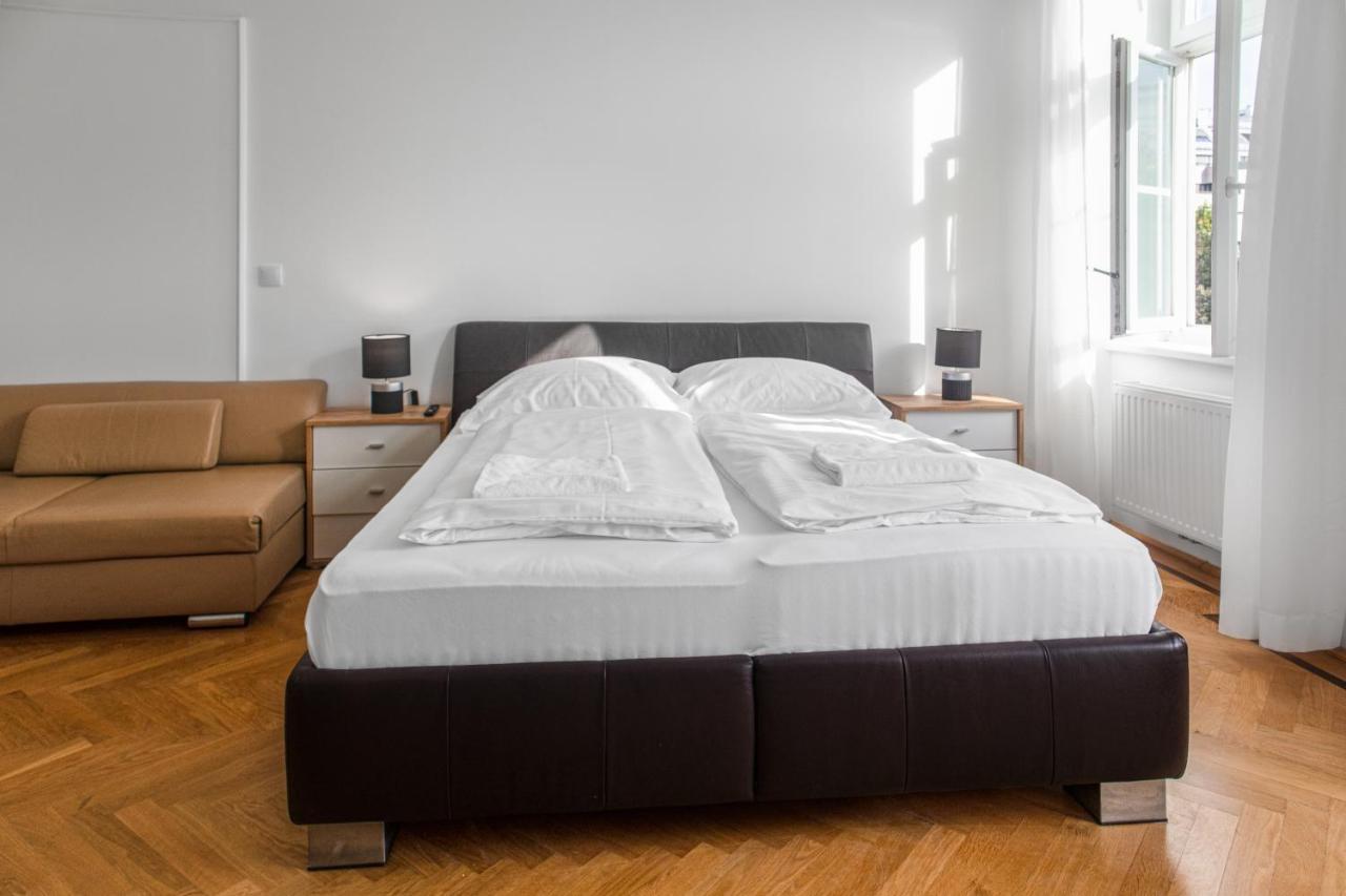 Superb 7br Shared Apartment- Near Hauptbahnhof Apartment *