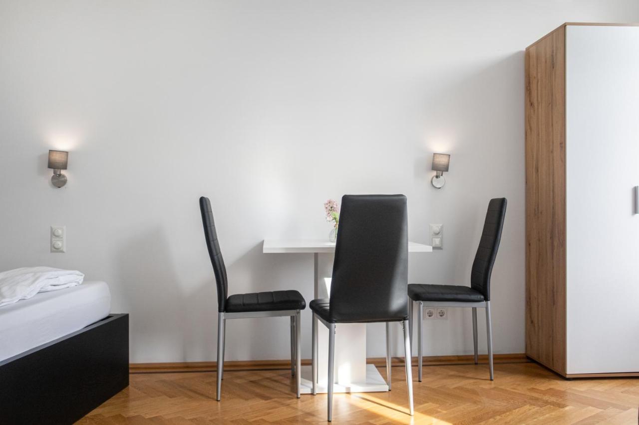 Apartment Superb 7br Shared Apartment- Near Hauptbahnhof *