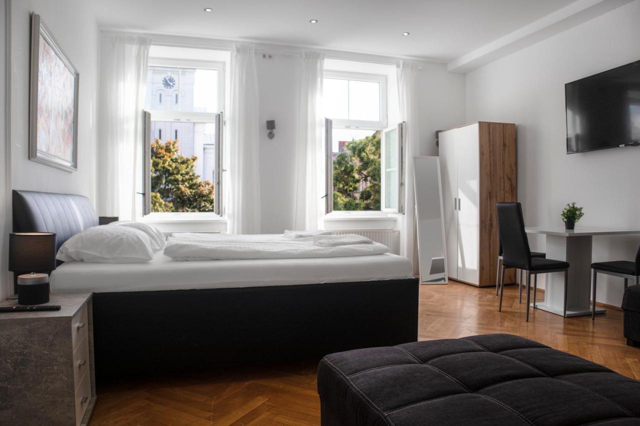 Apartment Superb 7br Shared Apartment- Near Hauptbahnhof