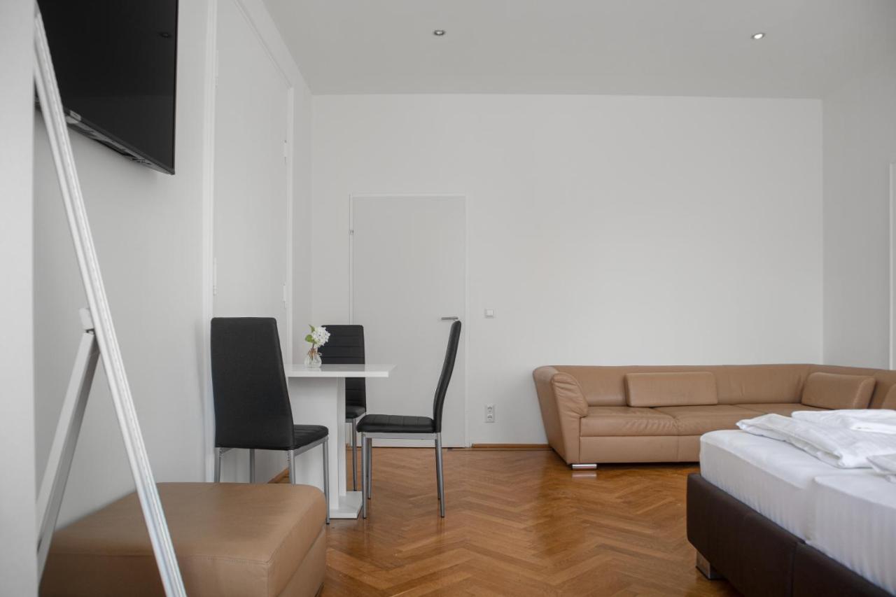 Superb 7br Shared Apartment- Near Hauptbahnhof Apartment