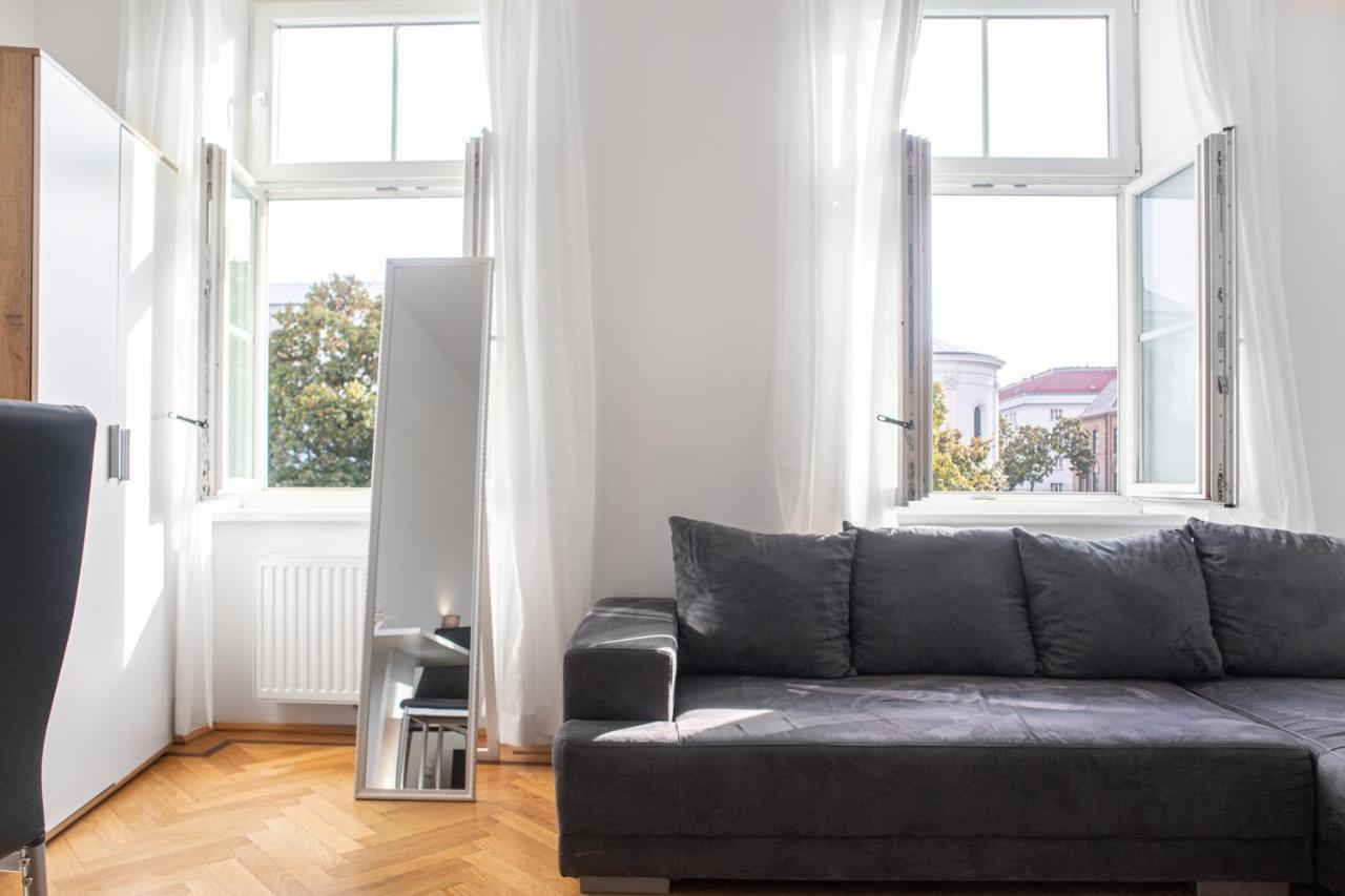 Superb 7br Shared Apartment- Near Hauptbahnhof Apartment