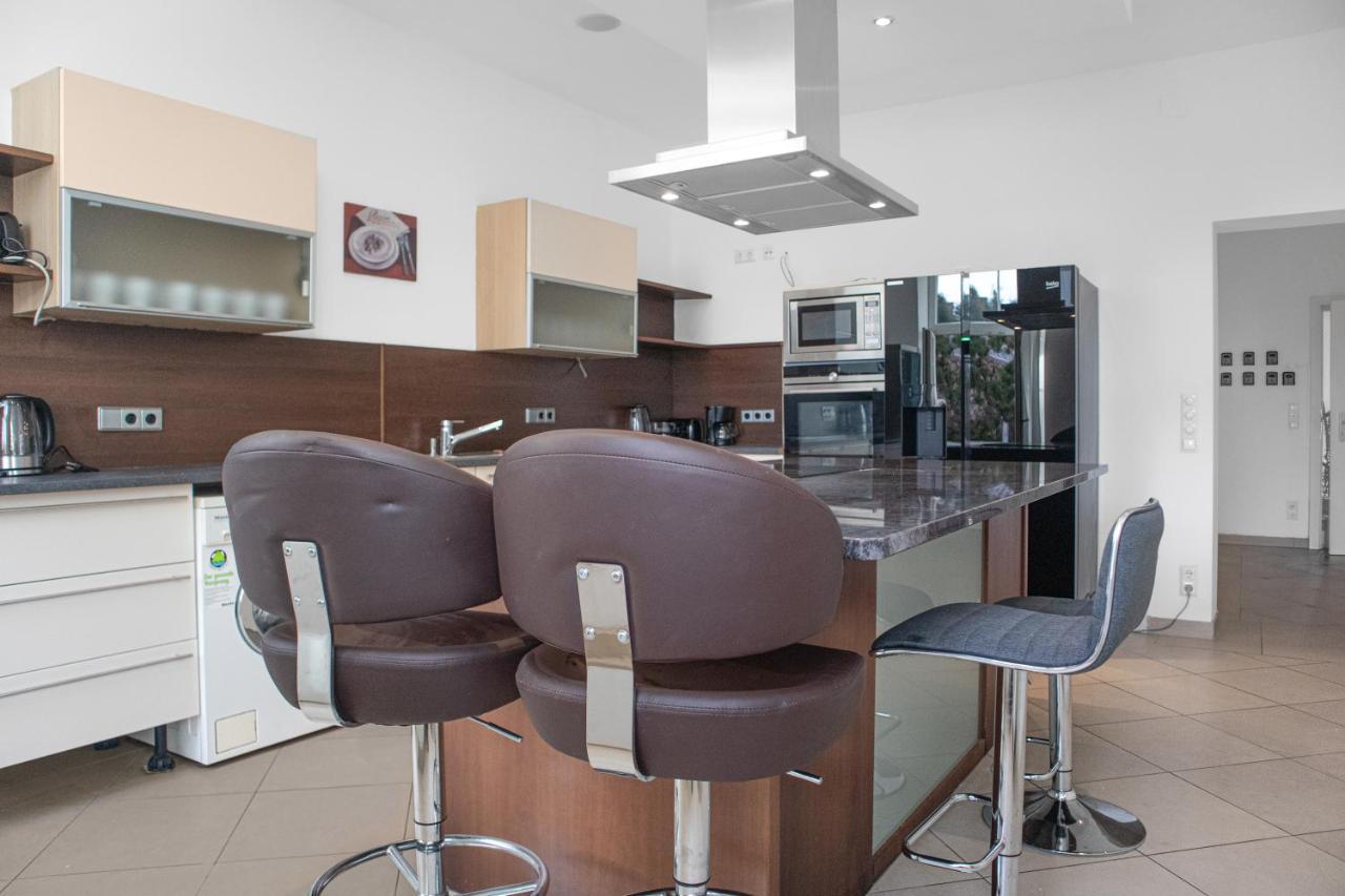 Apartment Superb 7br Shared Apartment- Near Hauptbahnhof