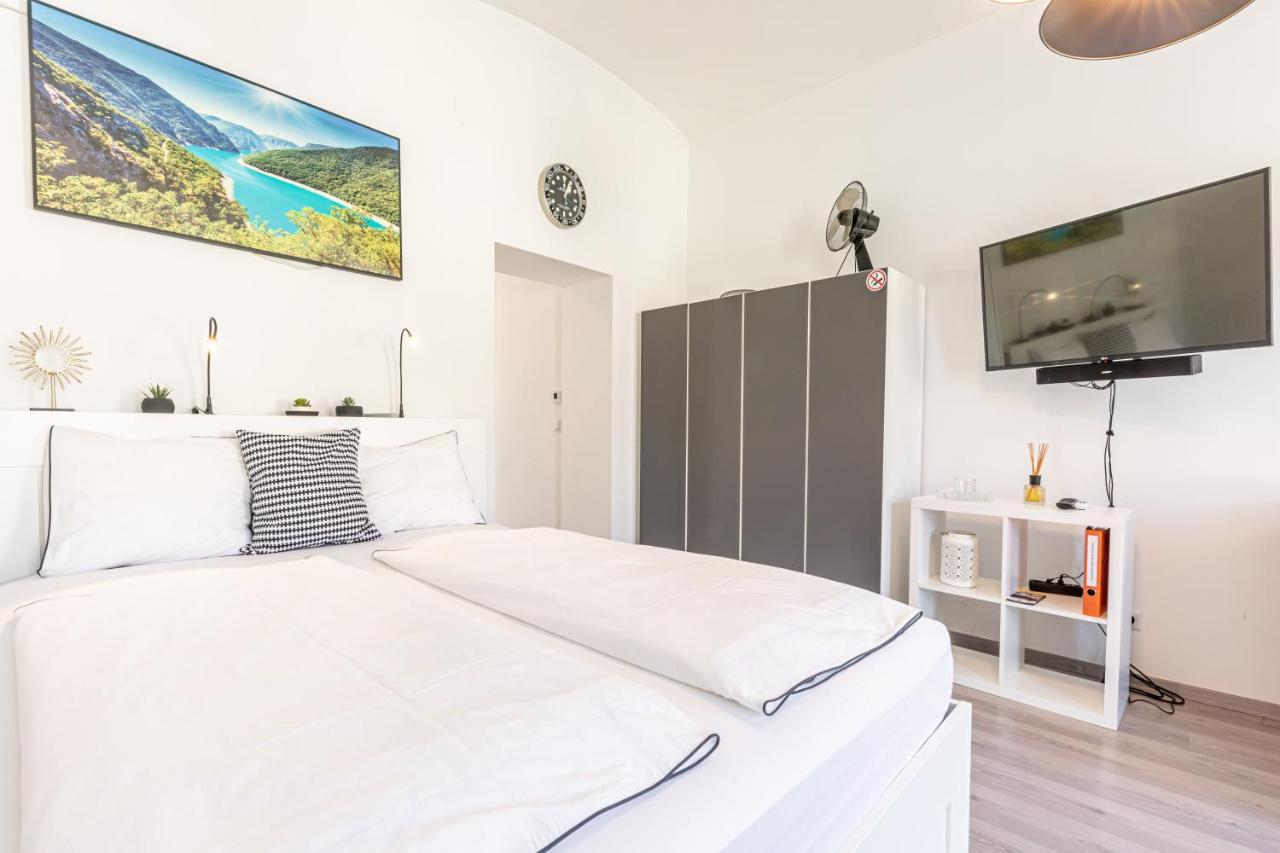 Apartment Der Mann! Tolle Mit Zentraler U-bahn!