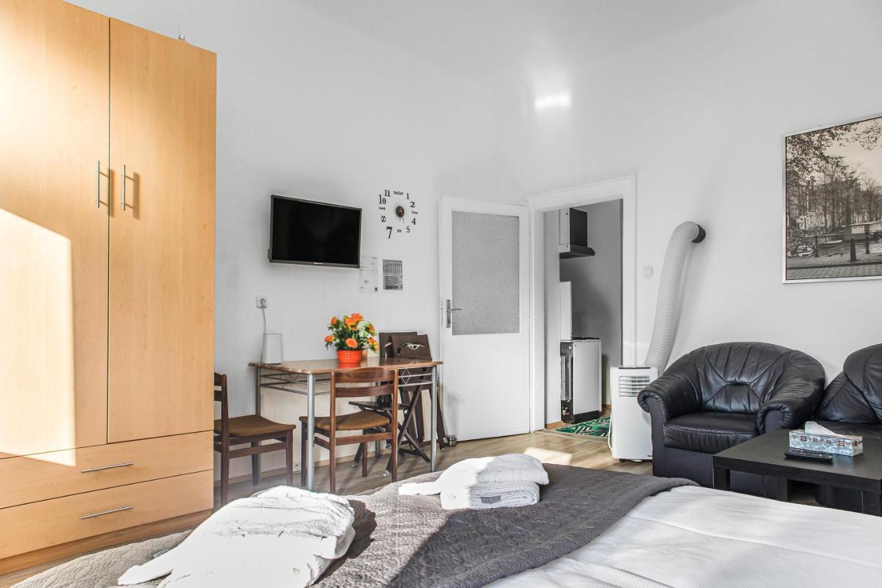 Cozy 1br Apt. Near Millenium Tower & Danube River Vienna
