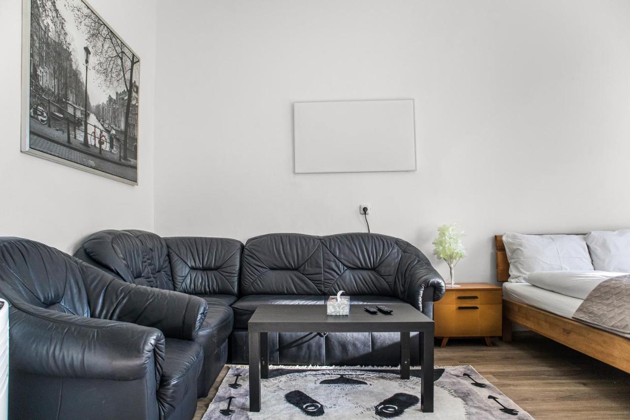 Cozy 1br Apt. Near Millenium Tower & Danube River *