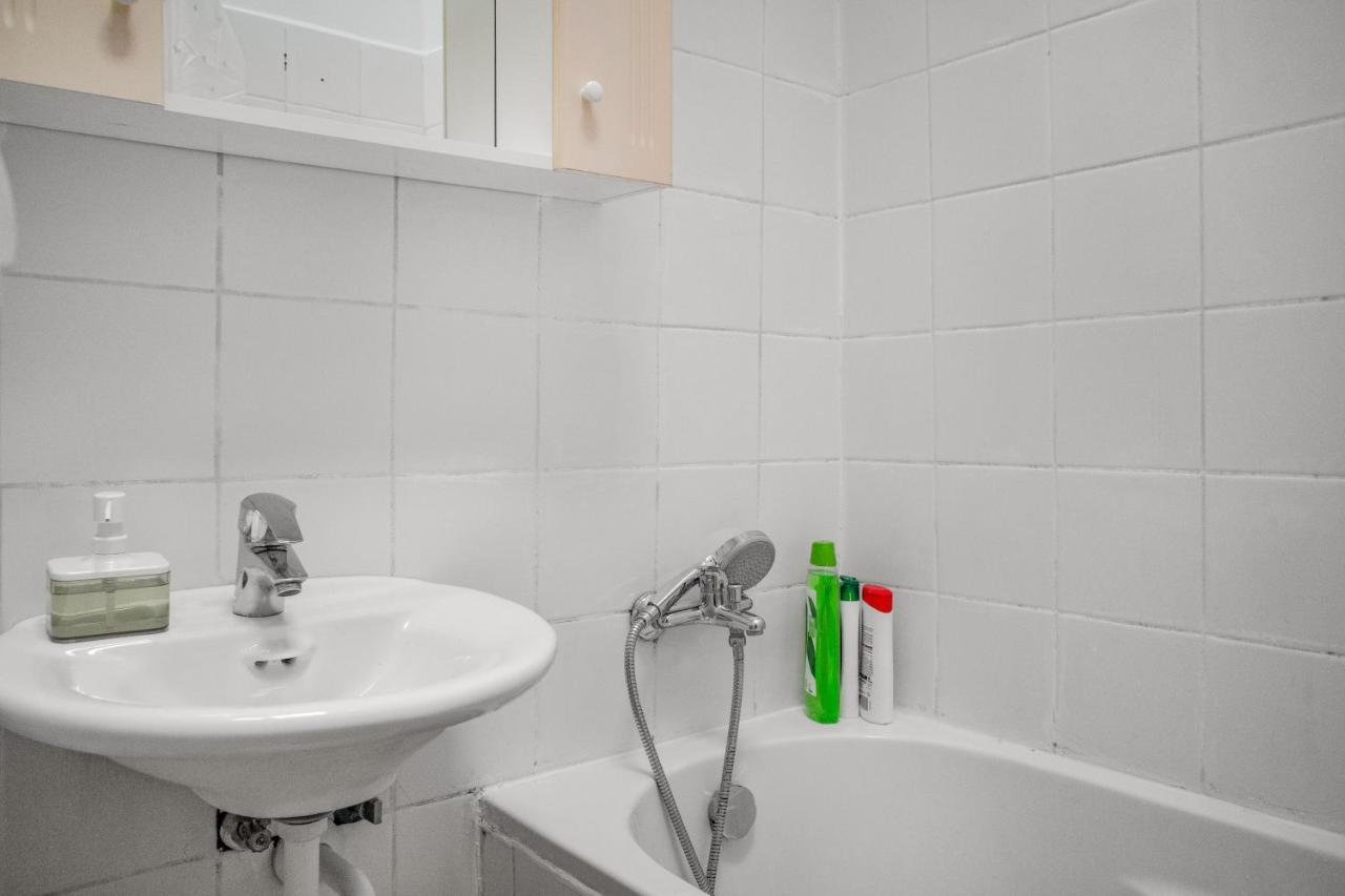 Apartment Elegant 2br - Near Bahnhof Meidling Vienna