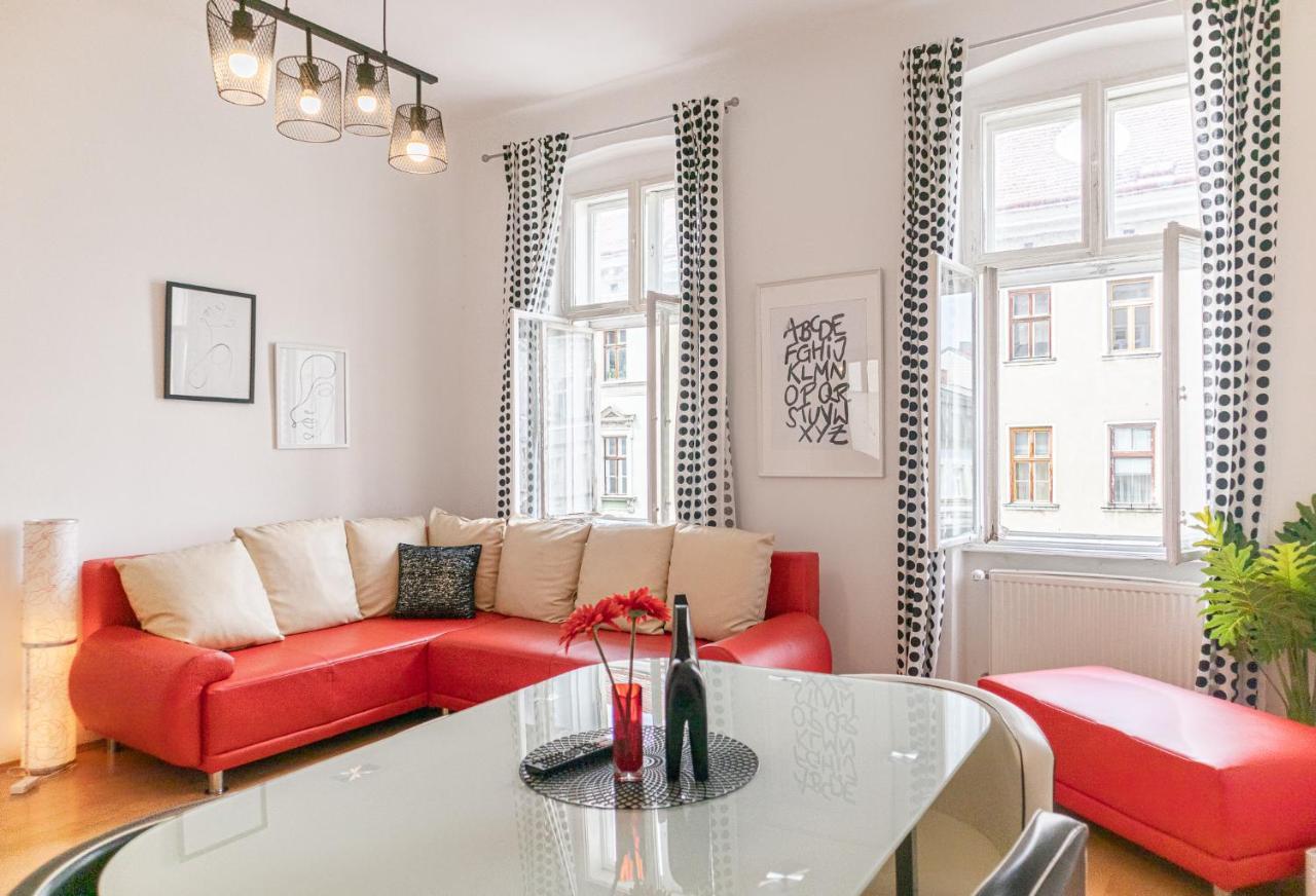 Typical 2br Viennese Wiener Stadthalle Apartment Vienna