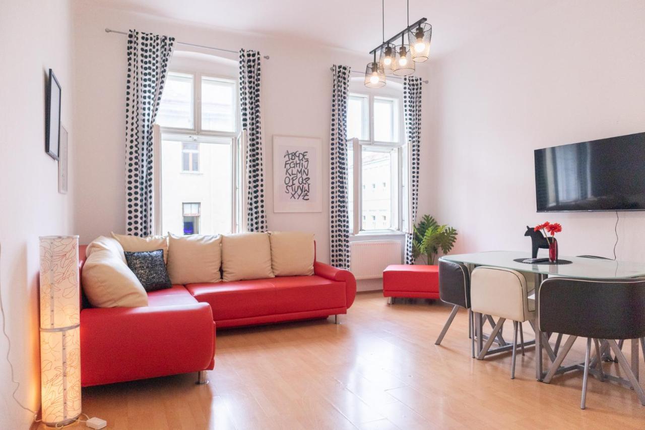 Typical 2br Viennese Wiener Stadthalle *