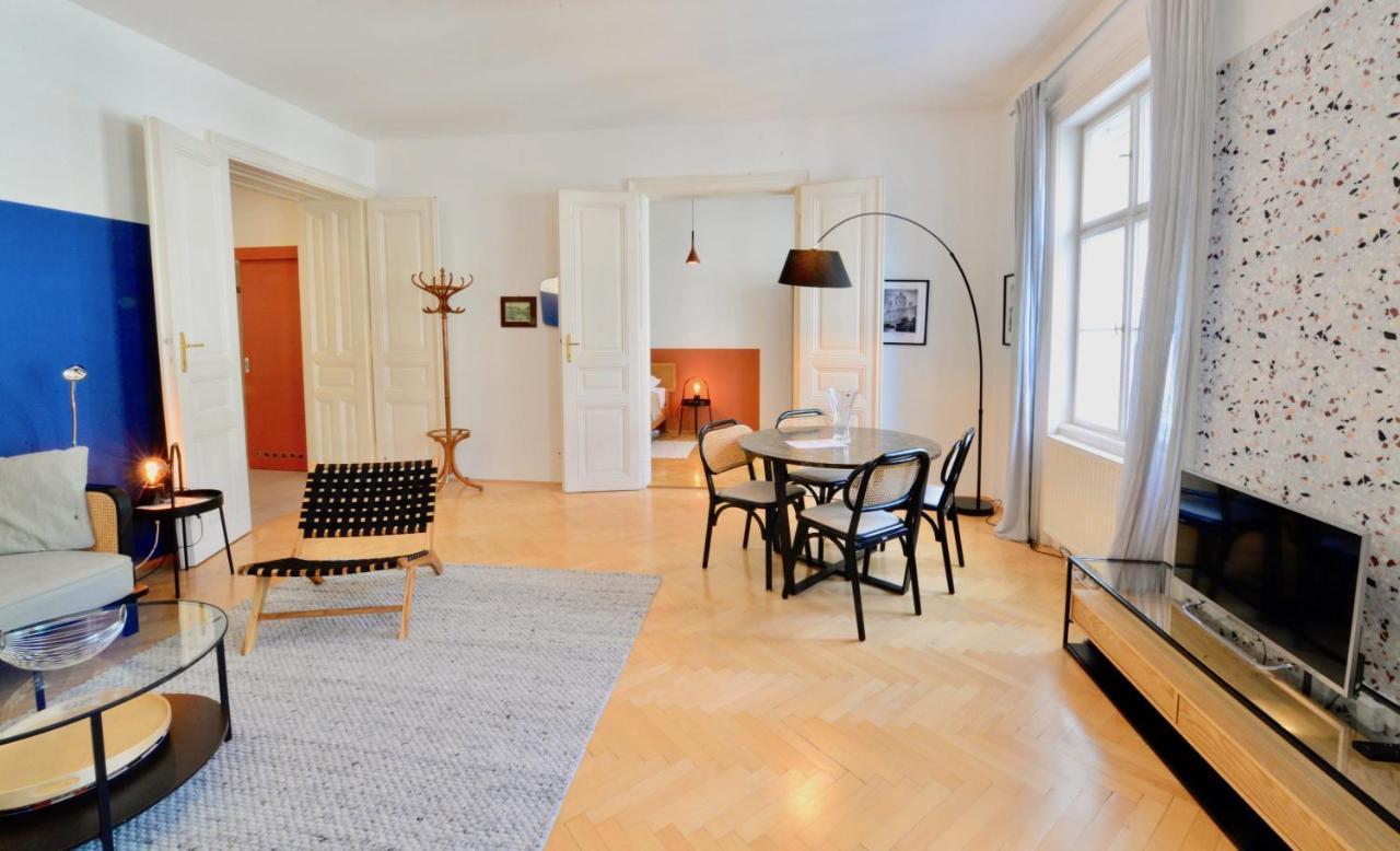 Appartamento Beautiful Flat Next To Karlskirche Vienna