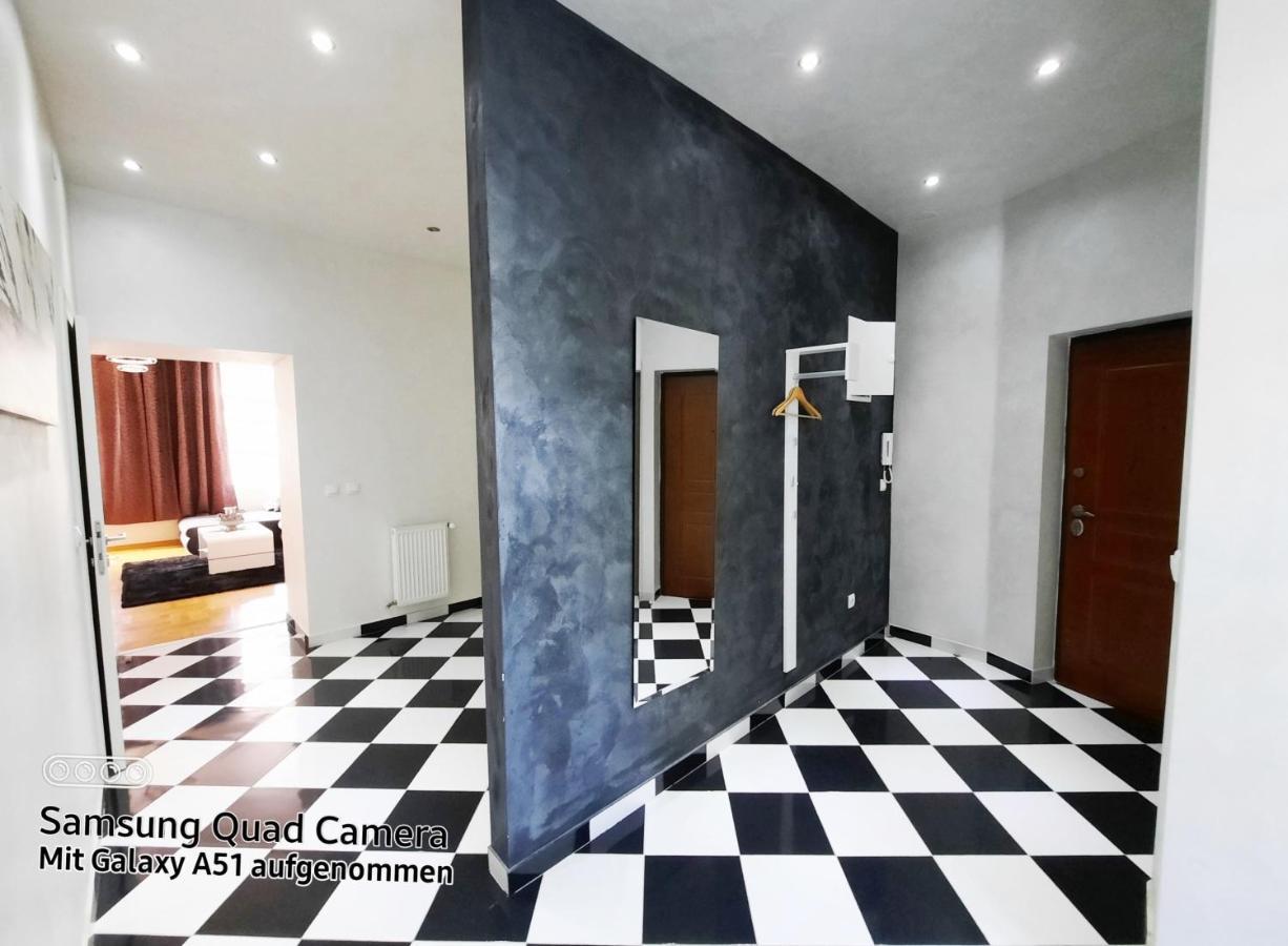 Lux Prestige Apartamento