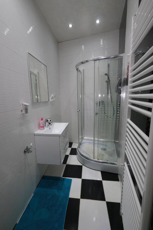 Lux Prestige Apartamento *