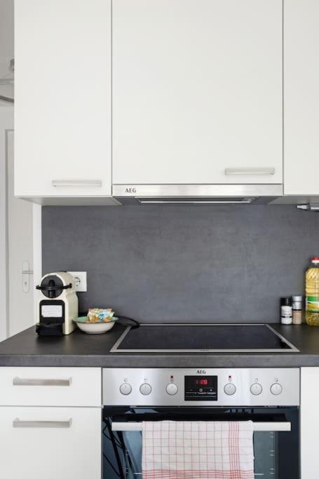 Apartment Neu Und Hell In Zentraler Ruhelage Mit Parkplatz *