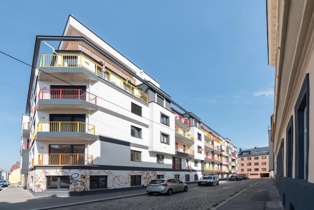 Apartment Neu Und Hell In Zentraler Ruhelage Mit Parkplatz Vienna