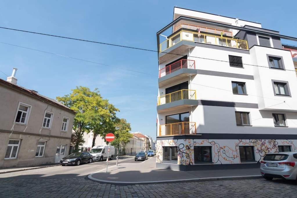 Apartment Neu Und Hell In Zentraler Ruhelage Mit Parkplatz