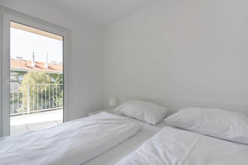Neu Und Hell In Zentraler Ruhelage Mit Parkplatz Apartment Vienna