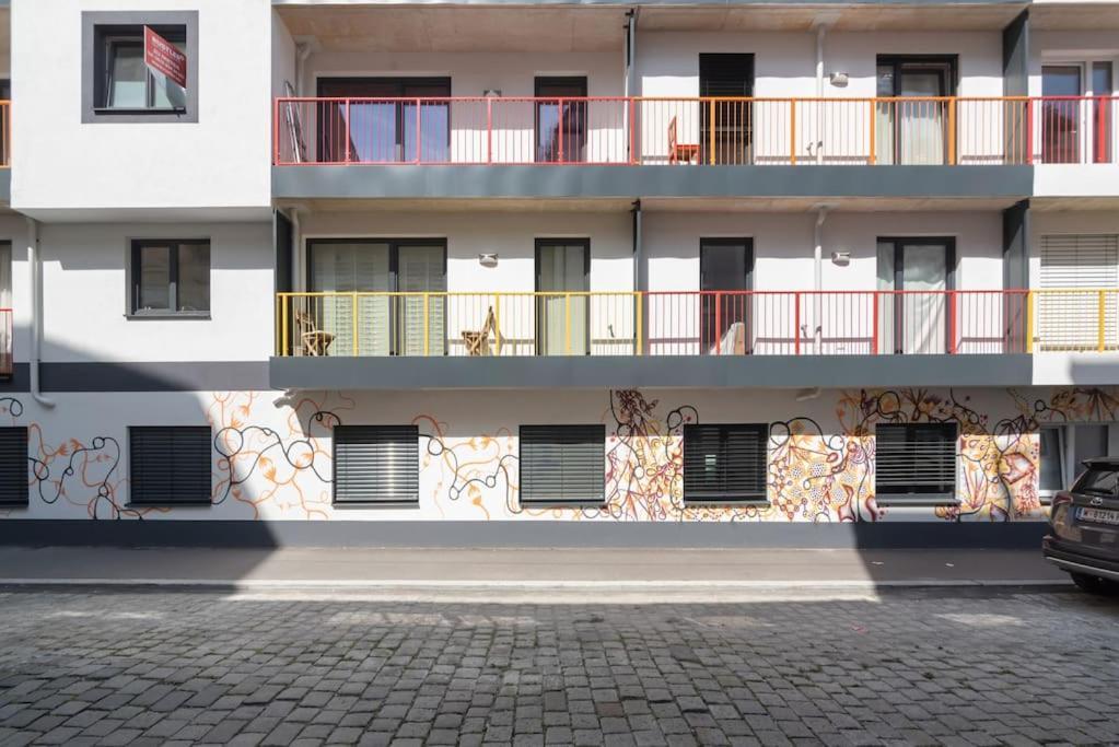 Apartment Neu Und Hell In Zentraler Ruhelage Mit Parkplatz *