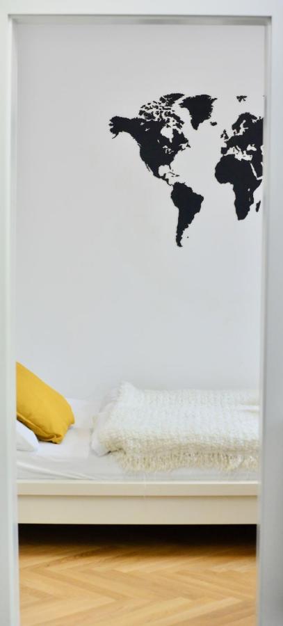 Appartamento Modern Flat With Parking Space