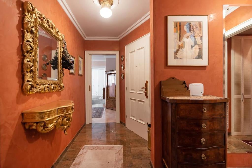Klassisches Beim Stephansdom Apartment Vienna