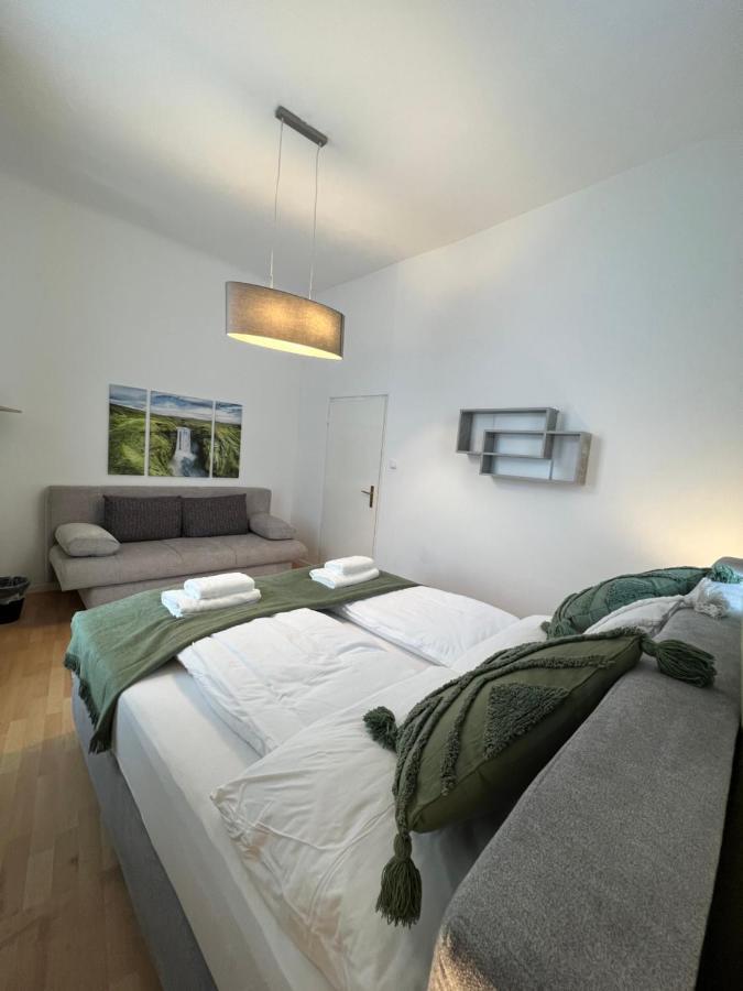 Spacious & Deluxe Big Near Prater