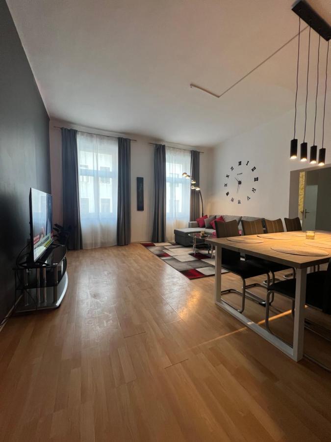 Spacious & Deluxe Big Near Prater Apartment *