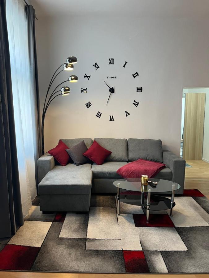 Spacious & Deluxe Big Near Prater *