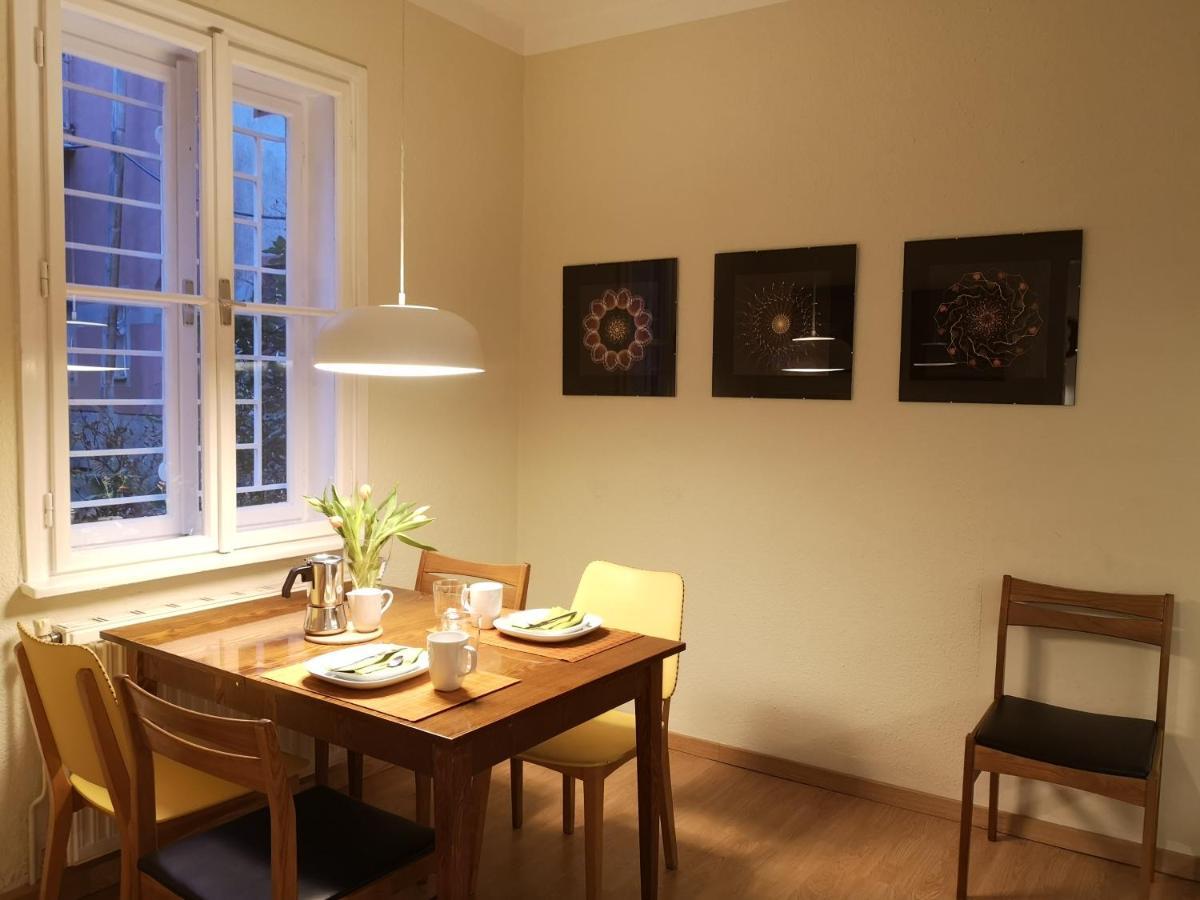 Kleine Haus - Vintage-apartment Im Innenhof Apartment