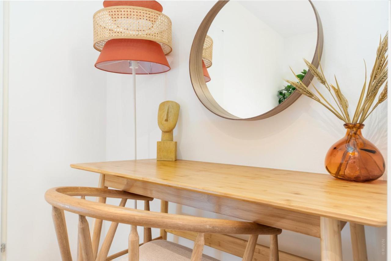 Penthouse, 3 Separate Bedrooms, 2 Min To U6 Nussdorfer Strasse