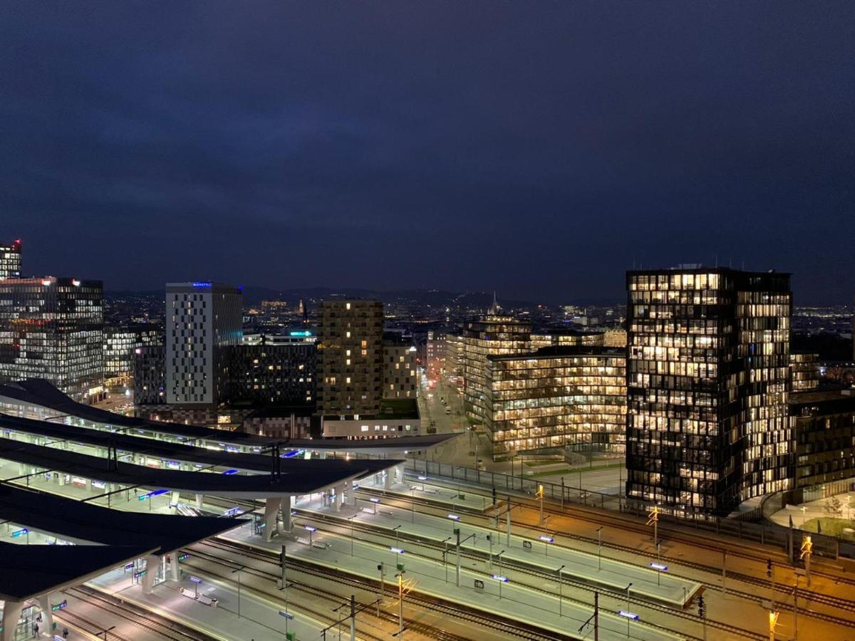 Central Station Loft - Amazing View In City Center - Jupihome * Wien