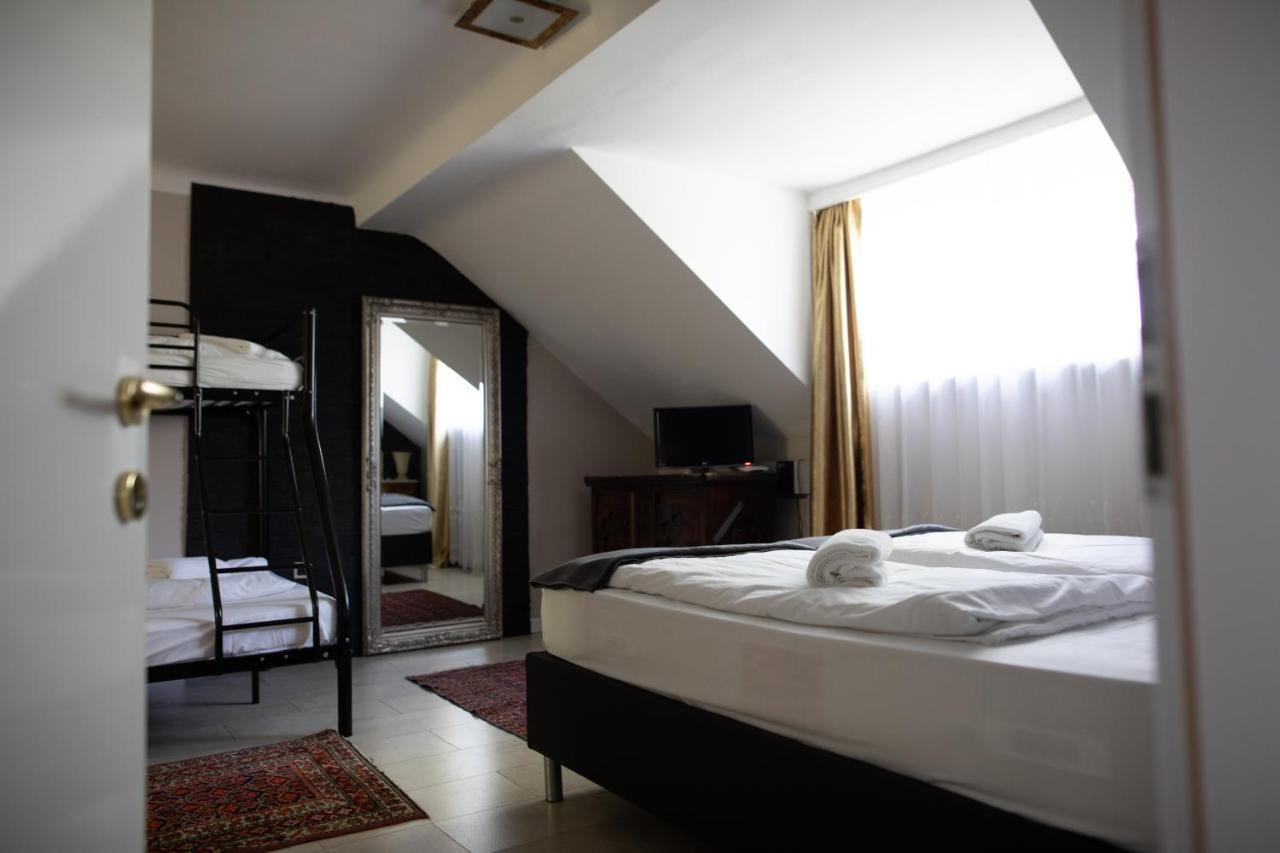 Guest house Elegant&hu