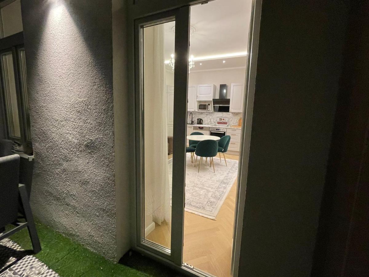 Herz Von Mariahilfer Apartment *