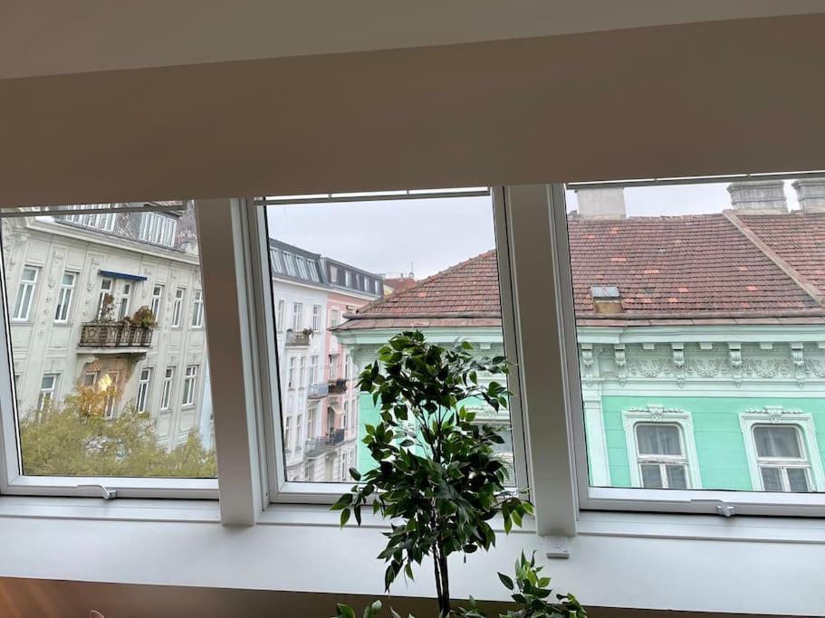Wohnen Beim Hundertwasserhaus L Hg23 Apartment *