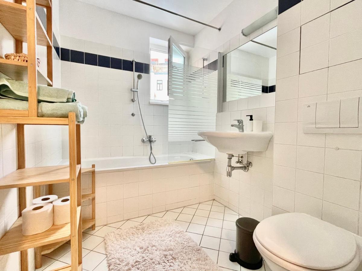 Apartment Premium With Balcony In Classy Area Vienna