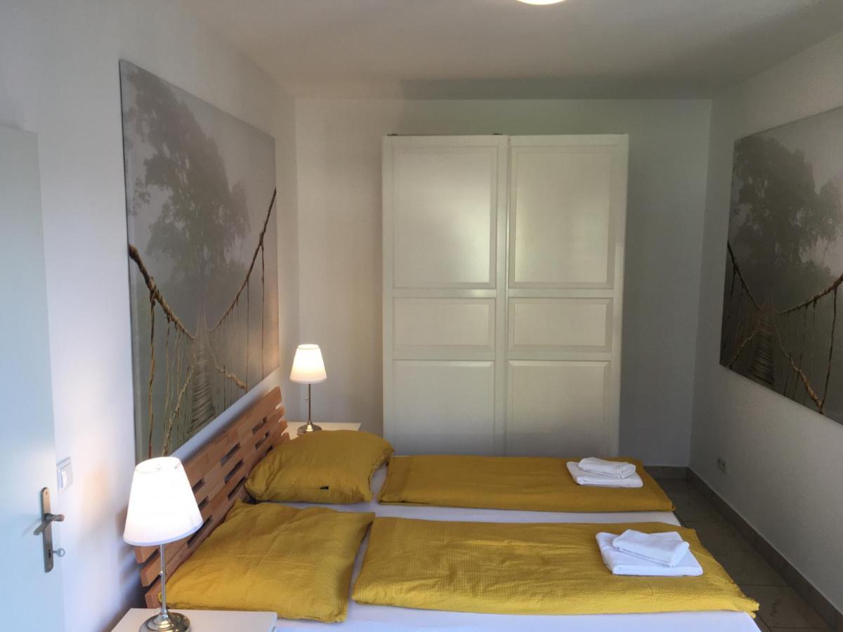 Ajo Big Flat 150 Sqm Contactless - Check-in Apartment *