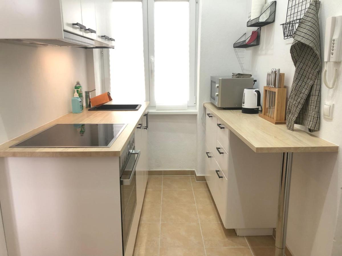 2 Mit Terrasse! Schonbrunn-nahe *