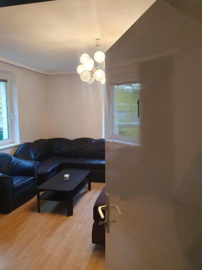 Breathtaking Shared Near Danube River /w Garden And Parking Guest house *