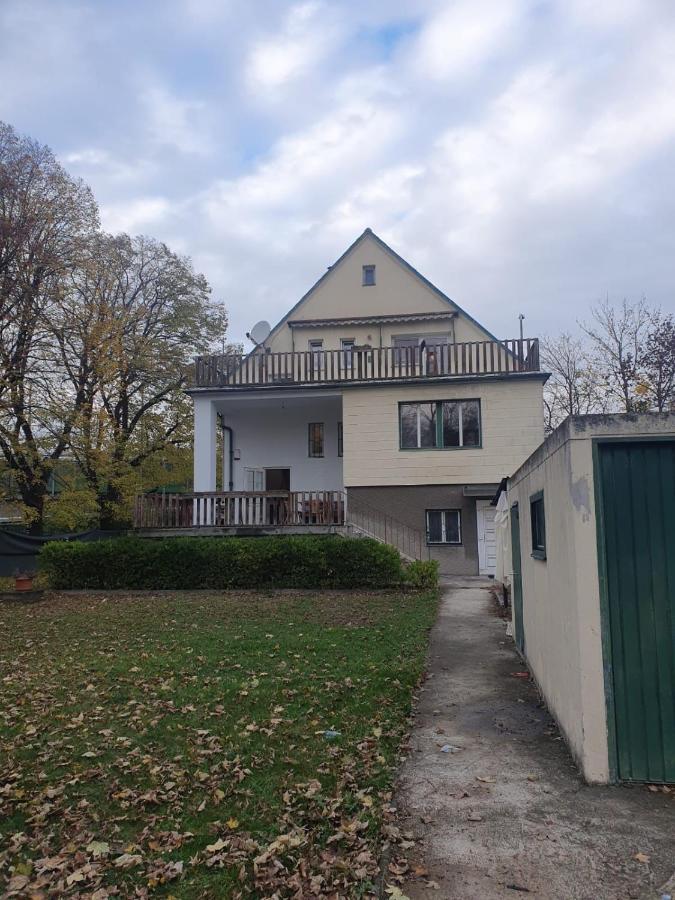 Breathtaking Shared Near Danube River /w Garden And Parking