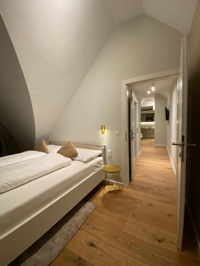 Blackhome Wien I Contactless Check-in *