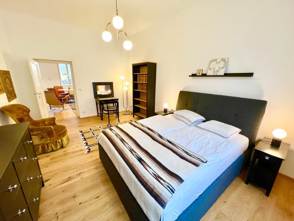 Vintage Design Apartment