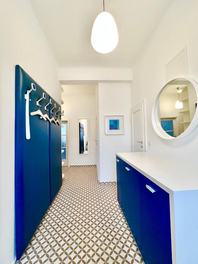 Vintage Design Apartment