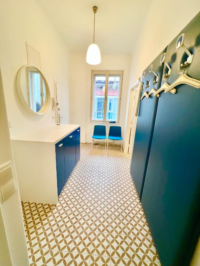 Apartment Vintage Design Vienna
