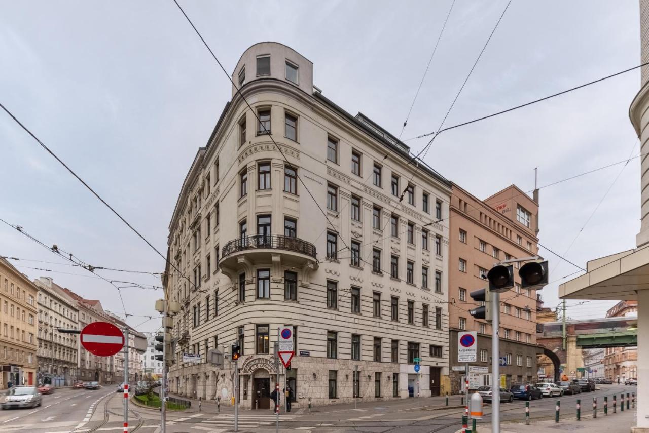 Penthouse, 3 Separate Bedrooms, 2 Min To U6 Nussdorfer Strasse Apartment
