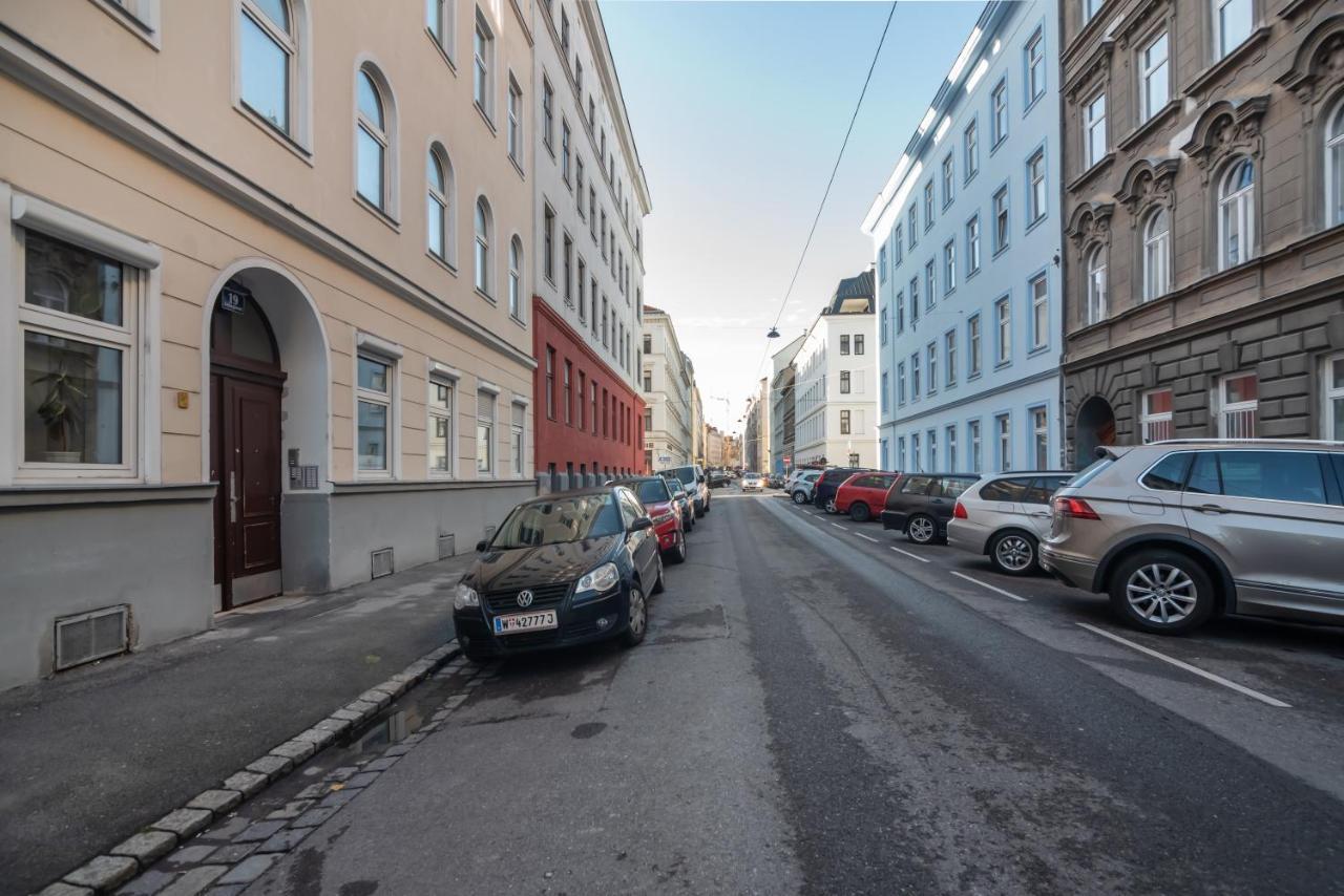Zentrale Ruhelage Im Typischen Wiener Altbau Apartment Wien