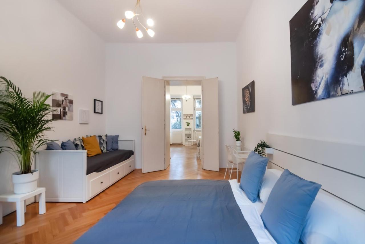 Apartment Zentrale Ruhelage Im Typischen Wiener Altbau
