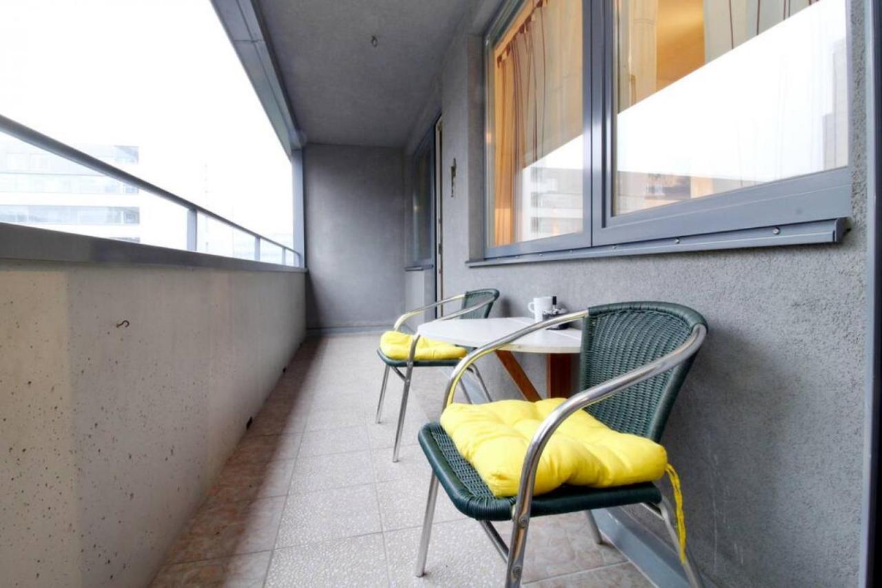 Apartment Grosse Balkonwohnung Bei Uno City