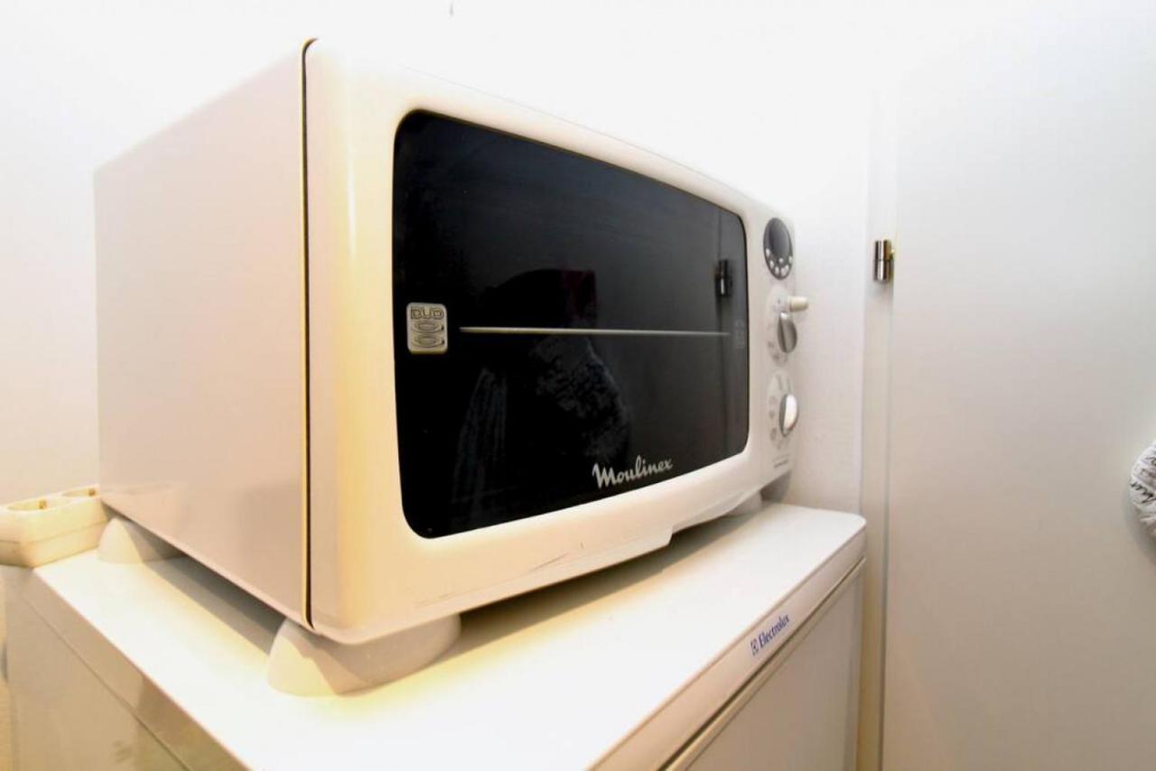 Grosse Balkonwohnung Bei Uno City Apartment *