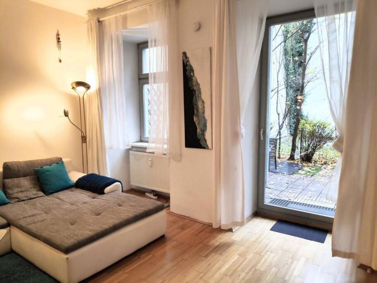 Nd Exquisites Wundervolles Ruhiges Terrassenapartment Mit Garage Apartment Vienna