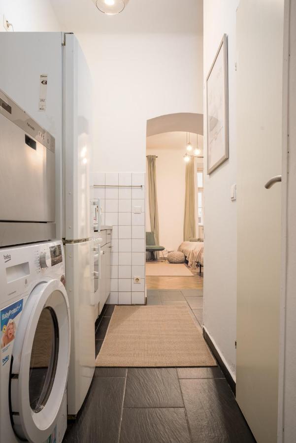 Designer Apartment, Central, Next To Danube Apartamento