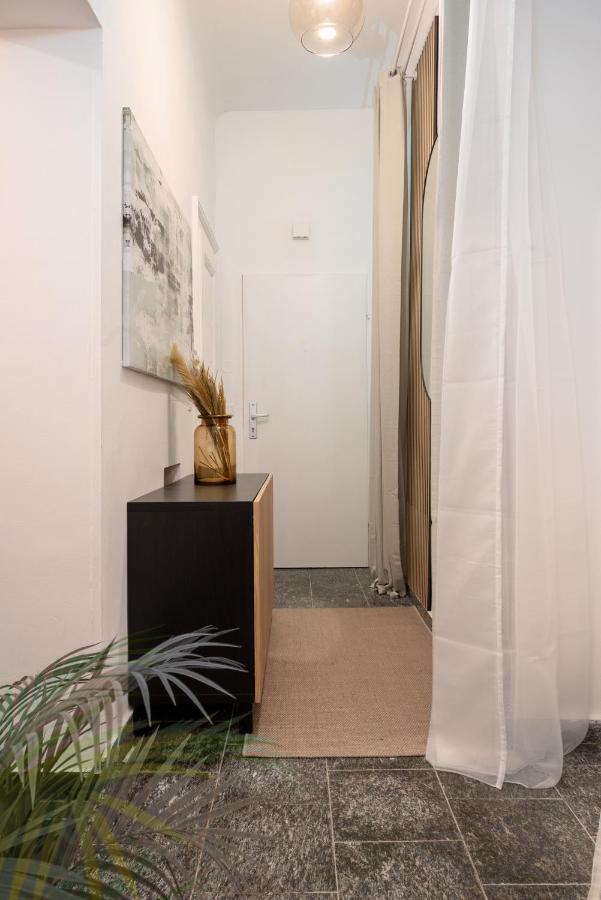 Designer Apartment, Central, Next To Danube