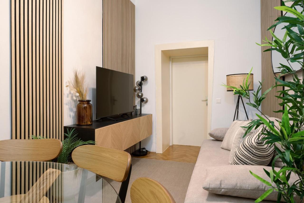 Designer Apartment, Central, Next To Danube *